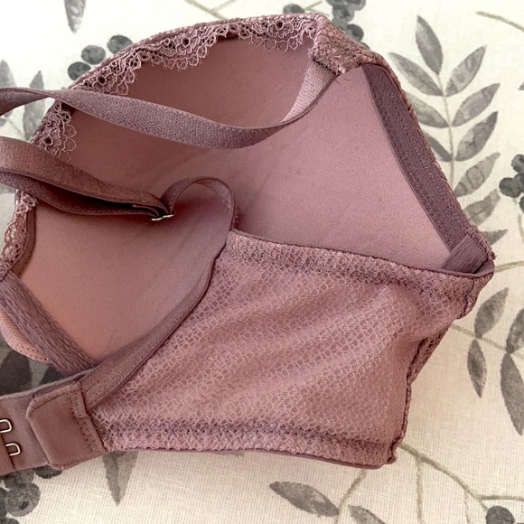 Victoria's Secret Push Up Bra Violet 32 D cup Lace - Picture 4 of 5